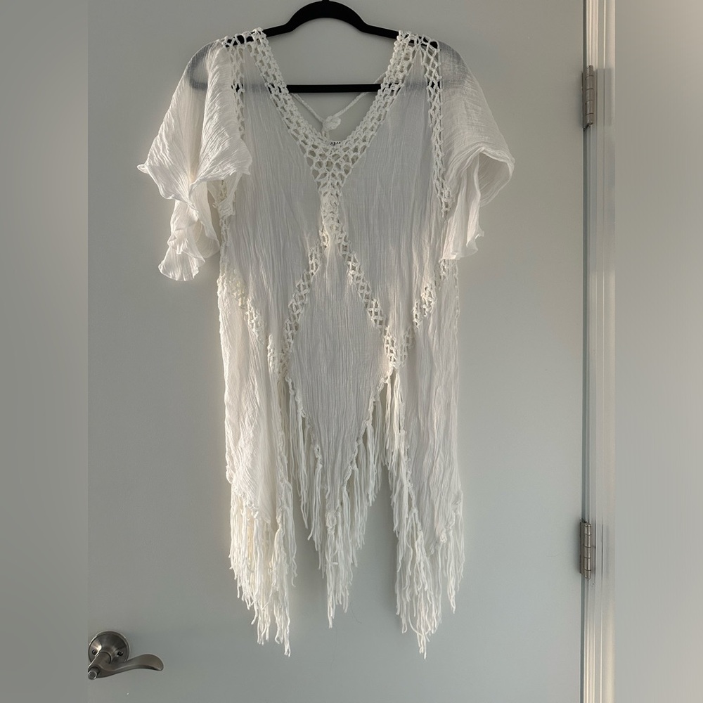 White Fringe Women's Beach/Pool Cover-Up